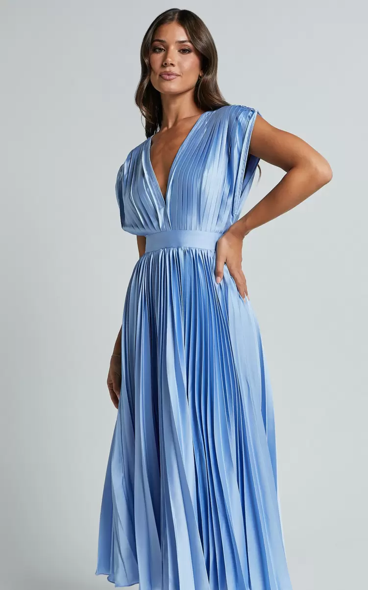 Showpo Dresses Women Della Midi Dress - Plunge Neck Short Sleeve Pleated Dress In Baby Blue - 2