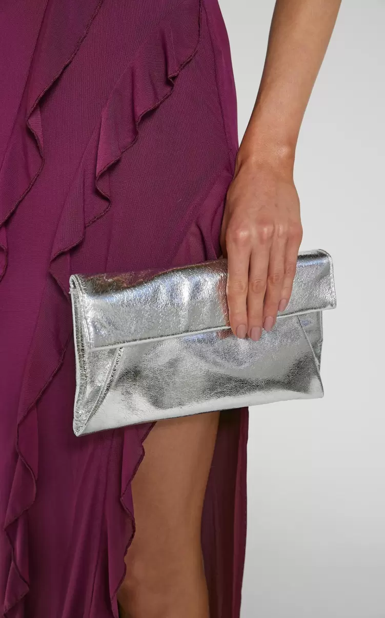 Bags Las Vegas Metallic Clutch In Silver Showpo Women - 3