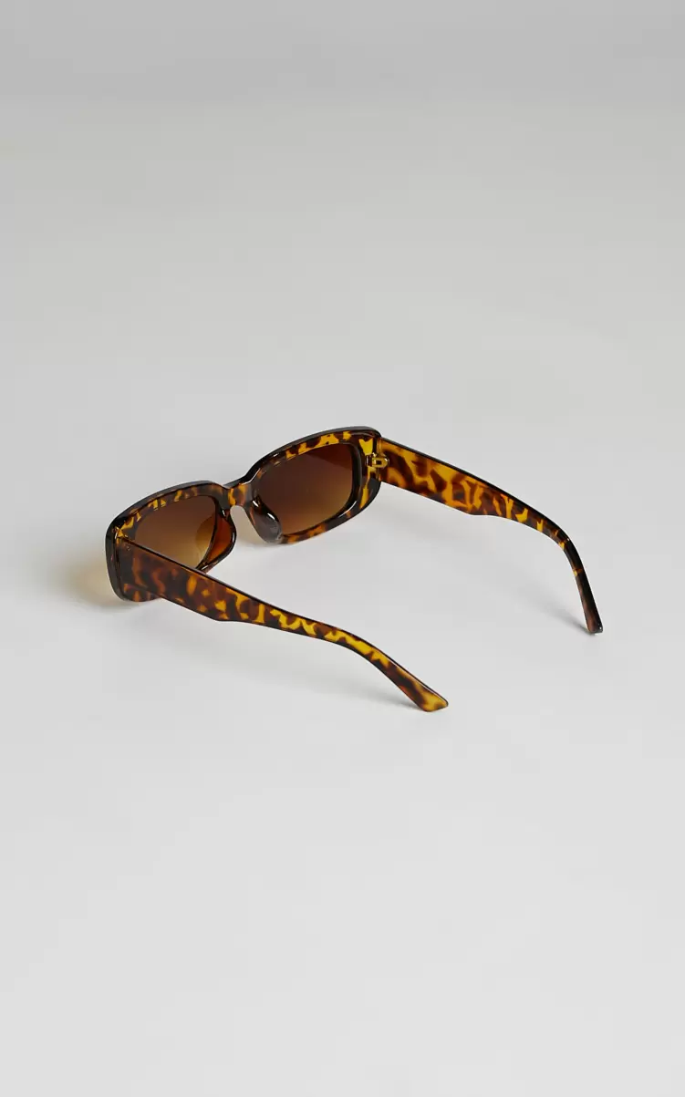 Sunglasses Women Showpo Bianka Rectangular Sunglasses In Tortoiseshell - 3