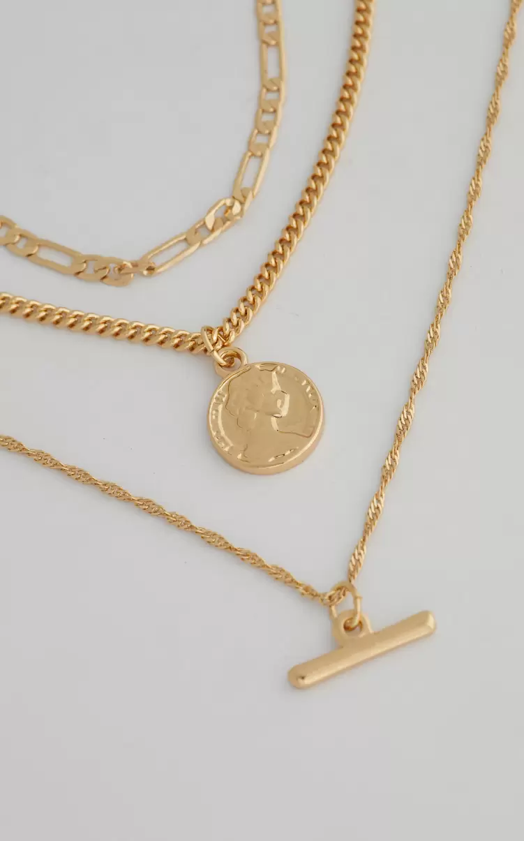 Arialla Multi Layered Chain Necklace In Gold Women Showpo Necklaces - 2