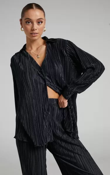 Showpo Beca Shirt - Plisse Button Up Shirt In Black Women Curve Clothes