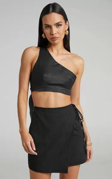 Curve Clothes Showpo Women Chevy Mini Skirt - Wrap Skirt In Black