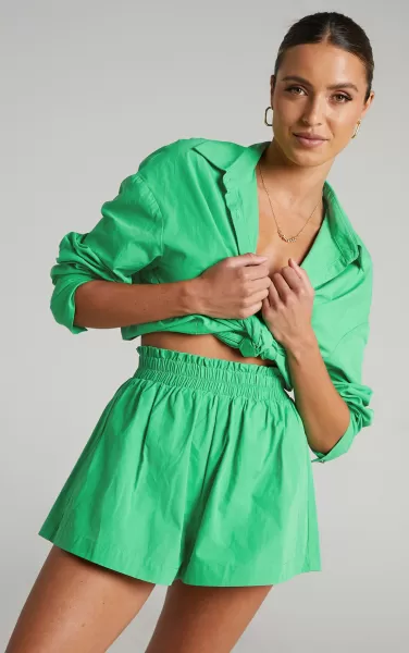 Curve Clothes Terah Shorts - High Waisted Shorts In Green Women Showpo