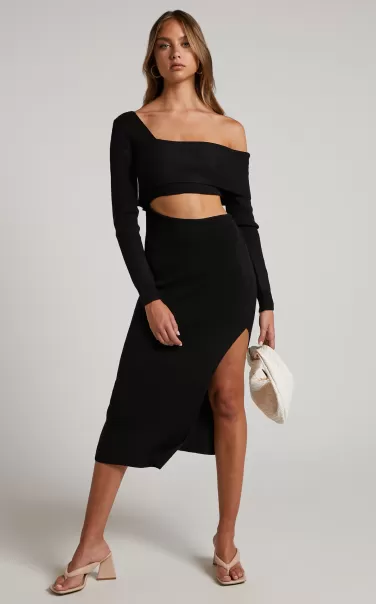 Women Showpo Alabama Midi Dress - Off One Shoulder Asymmetric Long Sleeve Knit Dress In Black Knitwear