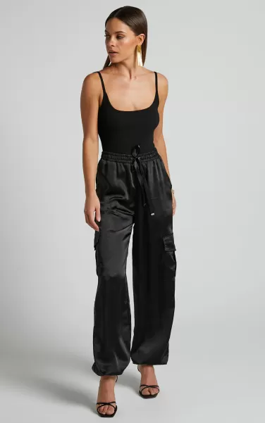 Loungewear Showpo Women Jadeiah - Mid Rise Cargo Pocket Satin Jogger Pant In Black