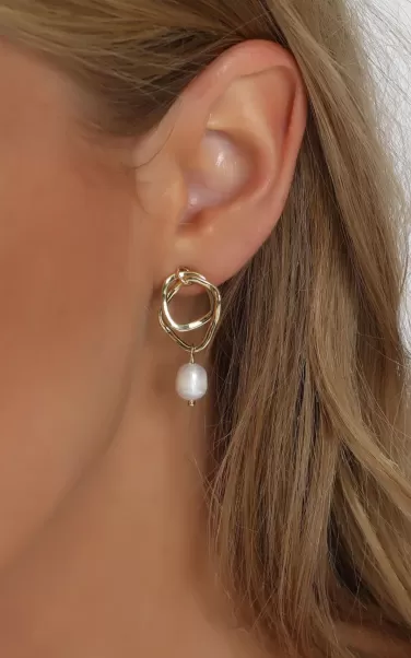 Showpo Earrings Women Flora Double Hoop Drop Earring In Gold And Pearl