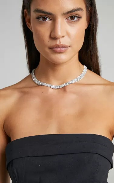 Guenloie Diamante Choker Necklace In Silver Women Showpo Necklaces