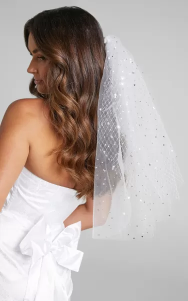 Lovely Veil In White Bridal Accessories Women Showpo