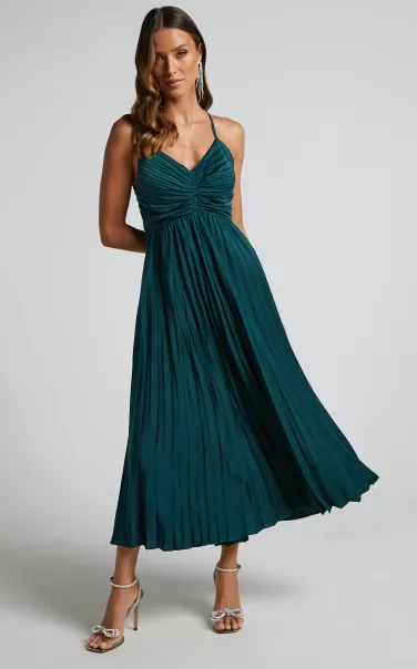 Zayla Midi Dress - Plisse Twist Front Dress In Emerald Green Bridesmaid Dresses Women Showpo